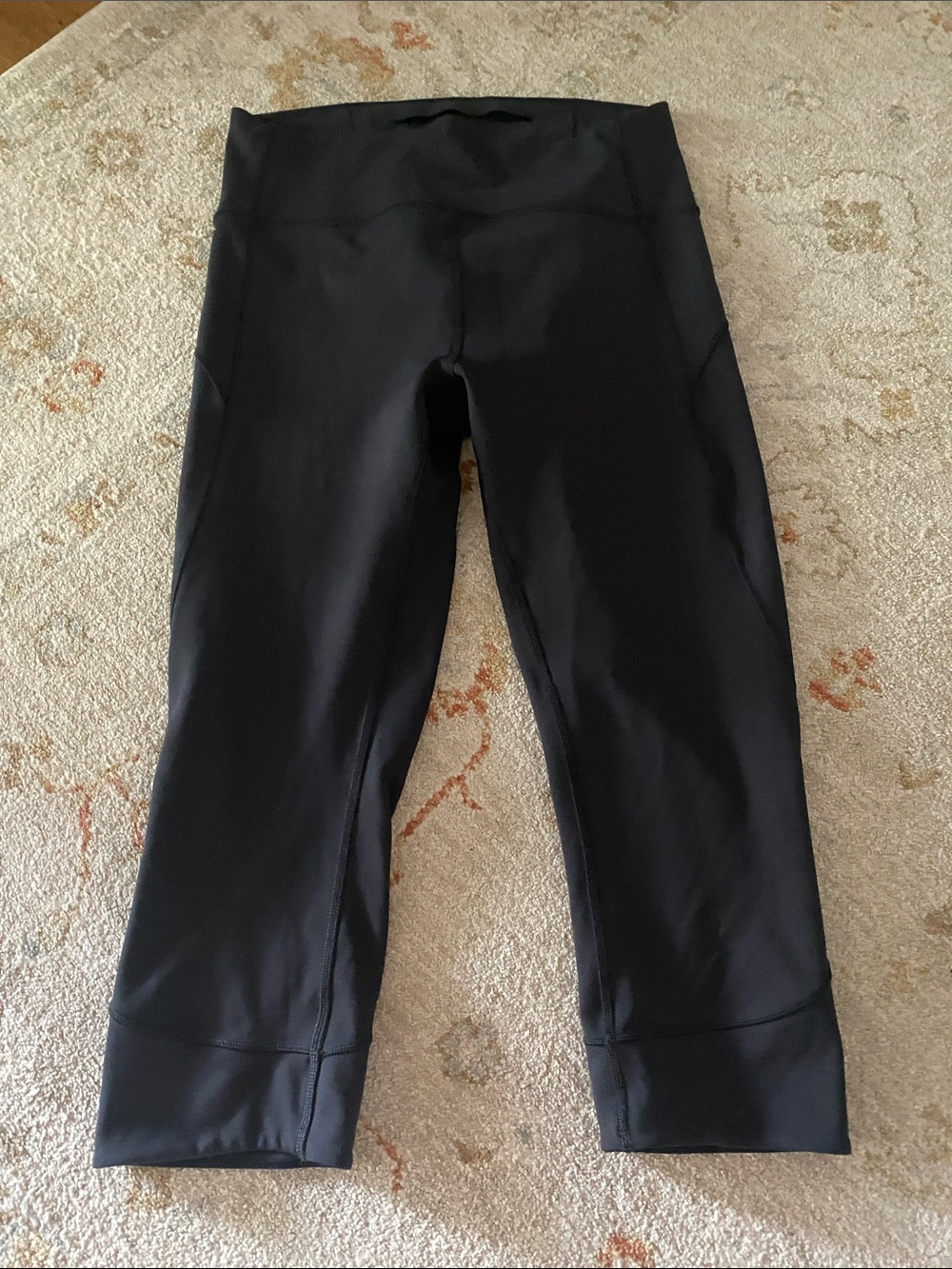 Lululemon black joggers